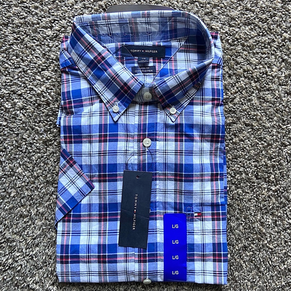 Tommy Hilfiger Men’s Classic Fit Blue Plaid Short-Sleeve Shirt Size L